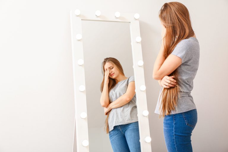 Do I Have Body Dysmorphia Montare Behavioral Health 0971