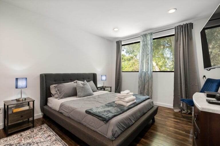 Amigo Bedroom Single